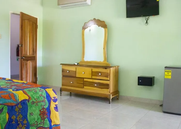 Holidays At Heaven Bed & Breakfast
