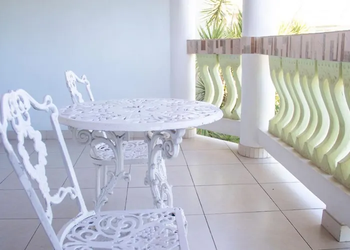 Holidays At Heaven Bed & Breakfast 3*