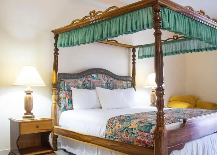 Holidays At Heaven 3*